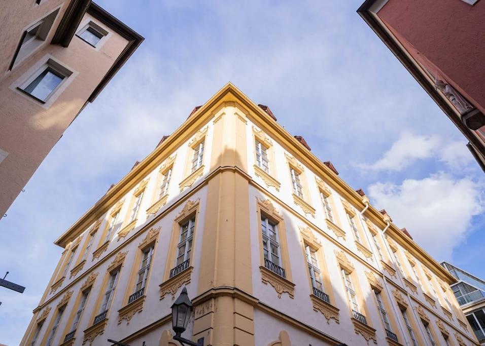 Barockes Wohnen Am Marktplatz-Stadtmitte Вюрцбург Екстер'єр фото